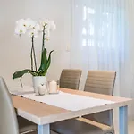 Slavica Apartment *