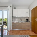 Slavica Apartment *