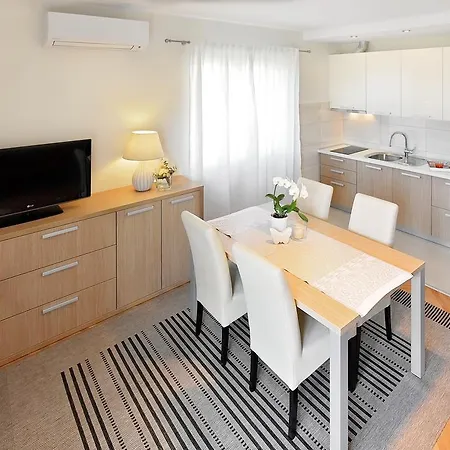 Slavica 1 Appartement *